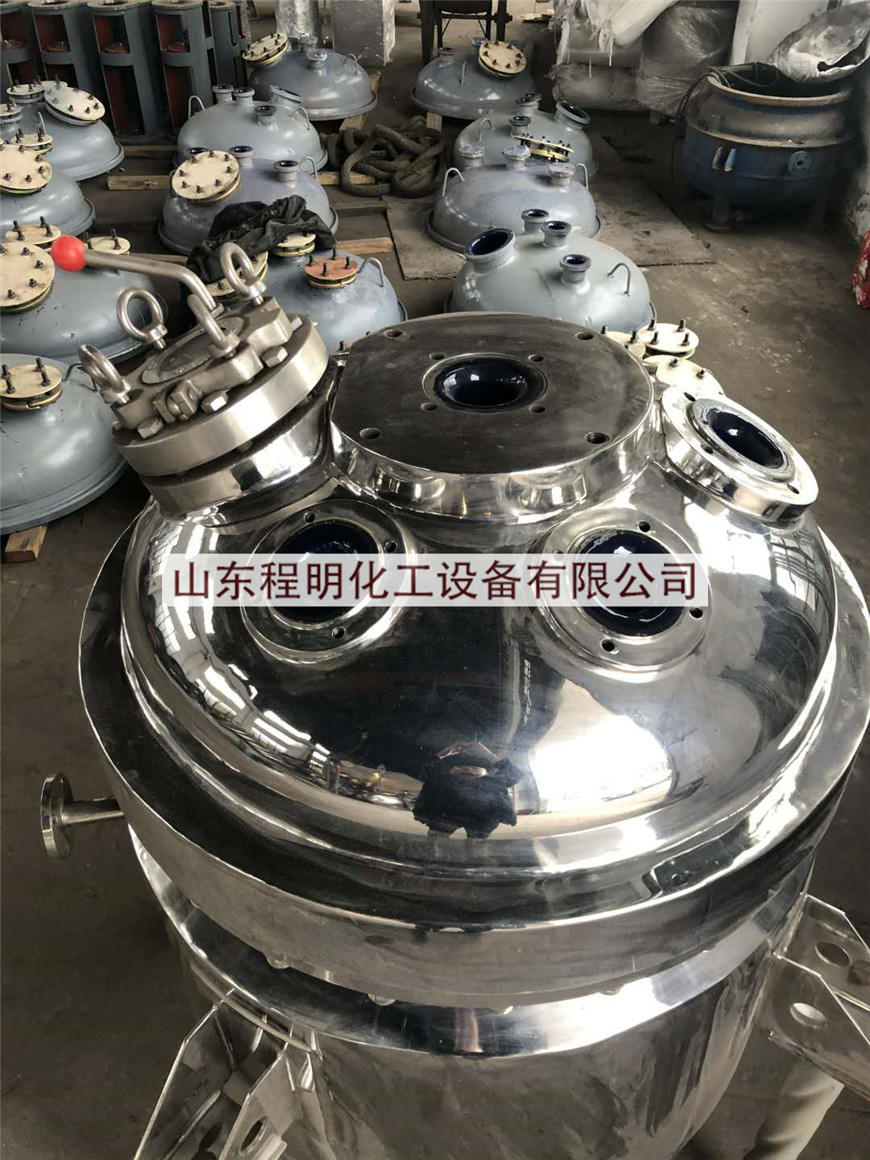 GMP搪瓷外包不銹鋼設(shè)備.jpg